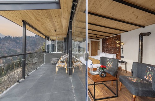 Manali Hotel | Echor Himalayan Sky Cabins Sethan Manali