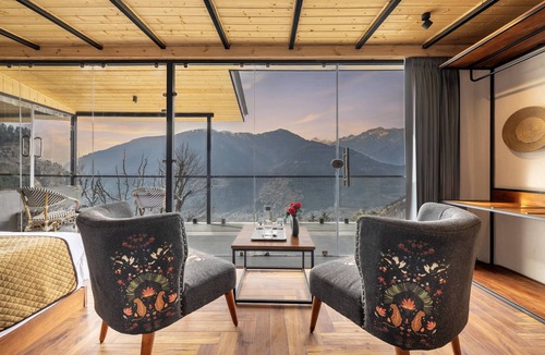 Manali Hotel | Echor Himalayan Sky Cabins Sethan Manali
