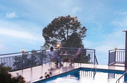 Lansdowne Hotel | ECKO Kasang Regency Hill Resort