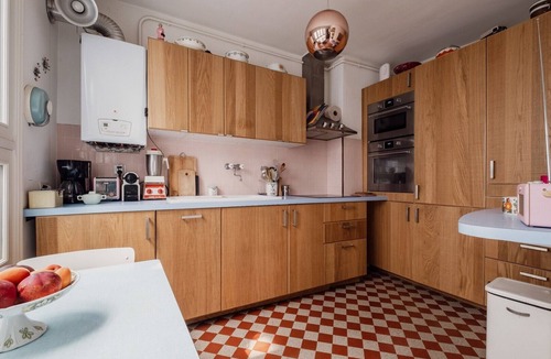 Saint-Merri Apartment | Eclectic Eminence, by Veeve