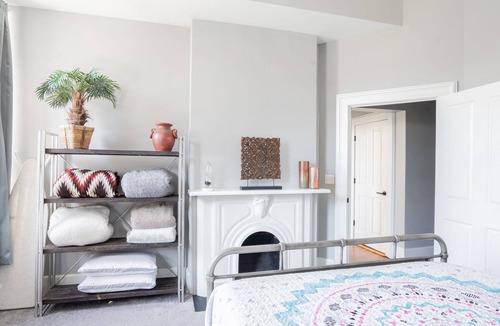 Covington Apartment | Eclectic Loft near Riverfront and Mainstrasse!!