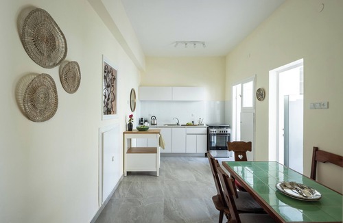 Tel Aviv City Center Apartment | Eclectic Rabin Square Apt by Sea N' Rent
