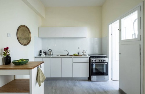 Tel Aviv City Center Apartment | Eclectic Rabin Square Apt by Sea N' Rent