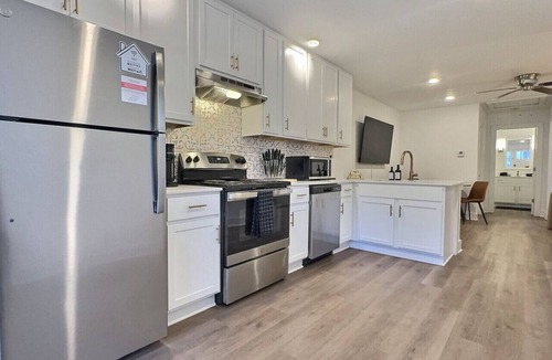 Birmingham Apartment | Eclectic Retreat in Heart of Downtown