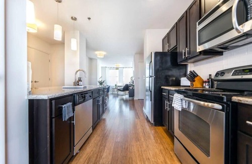 Macon Apartment | Eclectic & Stylish Vibes | Steps to Shops & Cafes
