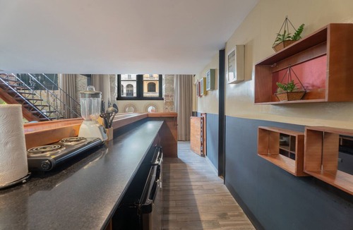 Casco Viejo Apartment | Ecleptic apartment with 4 rooms and amazing pool