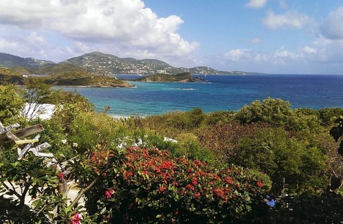 Estate Western Water Island Cottage | Eco Cottage walking distance to the beach