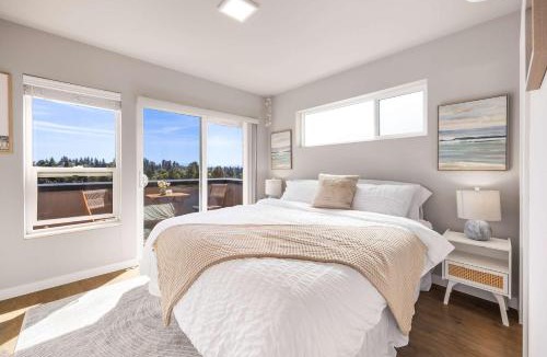 Seattle House | Eco-Friendly 3BR Retreat w UW & Hospital