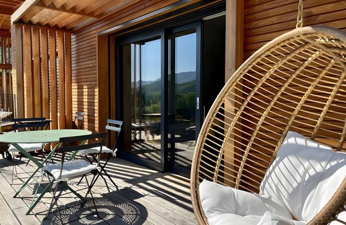 Saillans Apartment | Eco-Friendly and Contemporary Charming Gîte