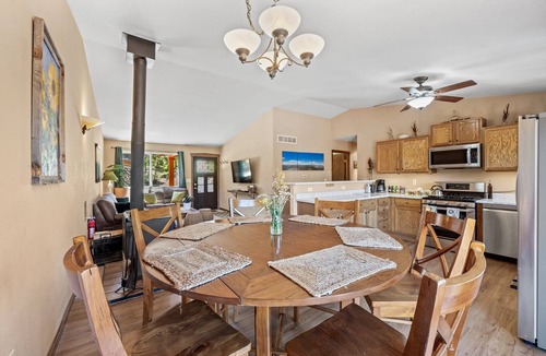 Black Hawk Cabin | Eco Friendly Cabin with Hot Tub + Golden Gate Canyon Views
