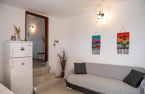 Vigla House | Eco-Friendly 'Lydia Guest House - Sea' with Sea View, Private Terrace & Wi-Fi