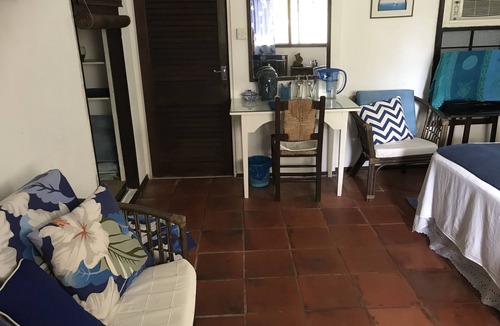 Two Mile Hill Apartment | ECO FRIENDLY QUAINT PALMETTO Studio