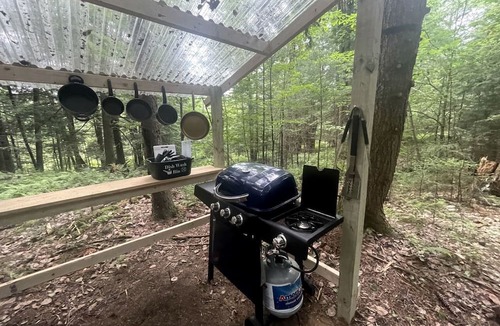 Broadalbin RV Rental | Eco Glamping Hideaway Family Owned Boutique Retreat Off Grid Living in Broadalbin, New York