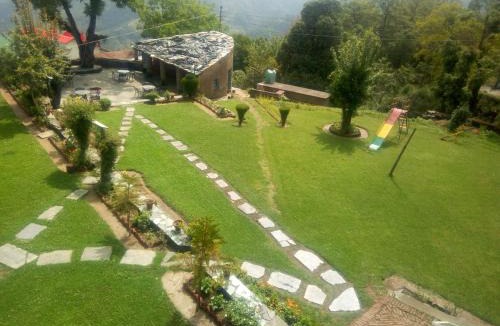Kausani Cabin | Eco Lodge Chevron