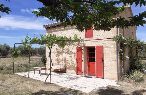 Valensole Cabin | Eco-rustic cabin amid lavender and olive trees