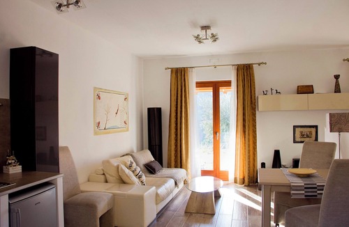 Cicerale Apartment | Ecolodge Selvitelle - Escape the Hectic and Submerge in the Nature of Cilento