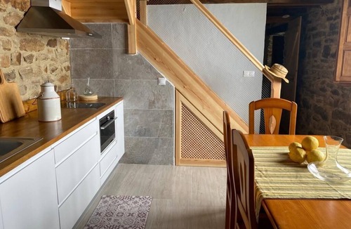 Soba Cottage | Ecological and self-sufficient cabin with unbeatable views.