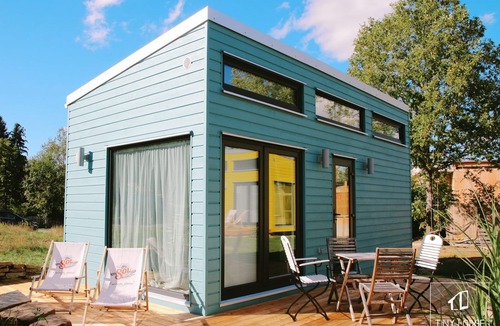 Stadtlauringen Apartment | Ecologically furnished tinylodge (25sqm) with sleeping lofts and terrace