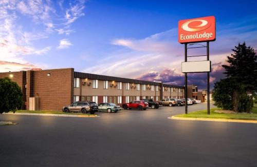 Billings Cabin | Econo Lodge Billings