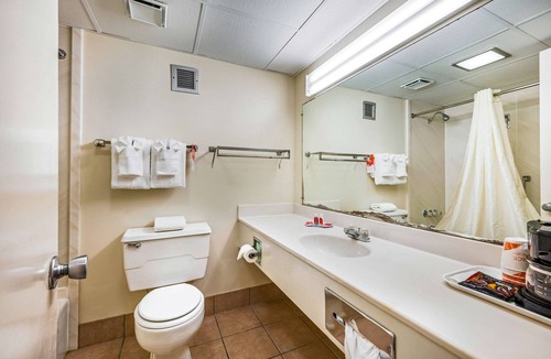 Corinth Hotel | Econo Lodge Corinth