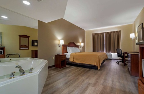 Flowood Hotel | Econo Lodge Inn & Suites Flowood - Jackson Northwest