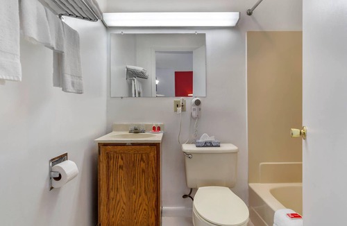Lee Hotel | Econo Lodge Lee - Great Barrington