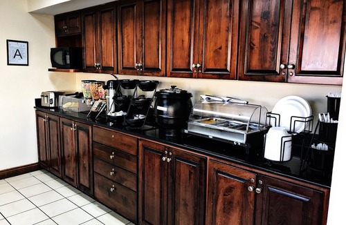 Kreole Hotel | Econo Lodge Moss Point - Pascagoula