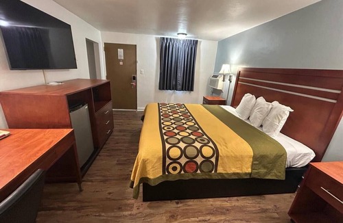 Palmyra Hotel | Econo Lodge Palmyra - Hershey
