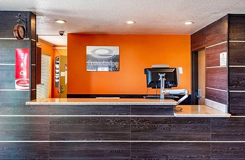 Pueblo Hotel | Econo Lodge Pueblo