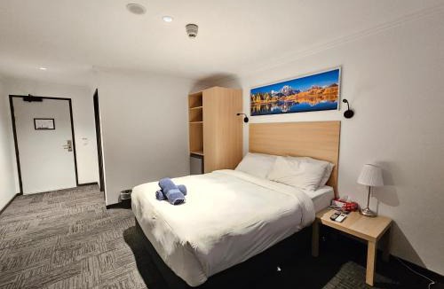 Rivervale Cabin | Econo Lodge Rivervale