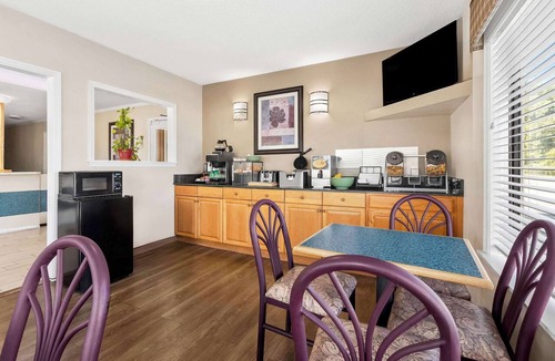 St. George Hotel | Econo Lodge St. George