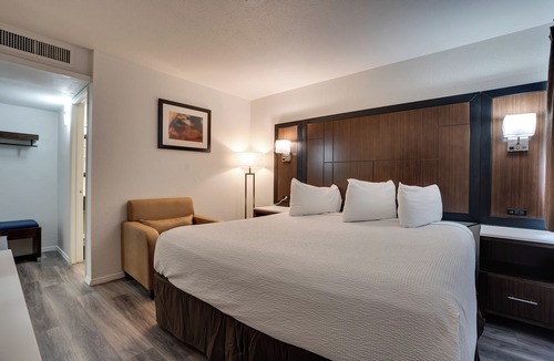 Stockton Hotel | Econo Lodge Stockton near I-5 Fairgrounds