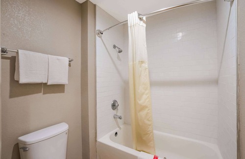 Vallejo Hotel | Econo Lodge Vallejo Fairgrounds