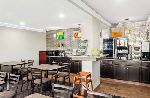 Waynesboro Hotel | Econo Lodge Waynesboro - Skyline Drive