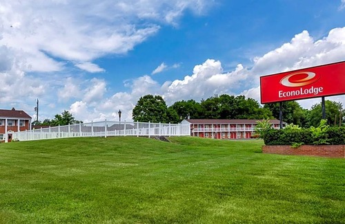 Woodstock Hotel | Econo Lodge Woodstock - Shenandoah Valley I-81