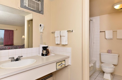 Southside Hotel | Economy Inn