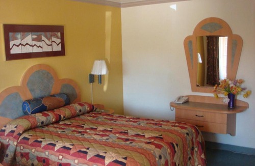 Los Banos Hotel | Economy Inn Los Banos