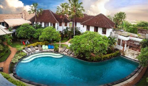 Batu Bolong Hotel | Ecosfera Hotel & Spa