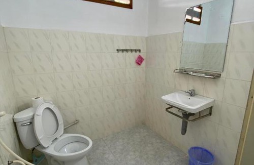 Kampot House | Ecran Riverfront Guesthouse