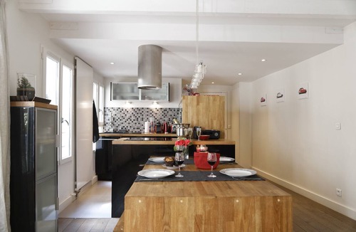 Quartier de la Place-Vendome Apartment | Ecrin à Bijoux - Central and Charming apartment with A/C in historical property