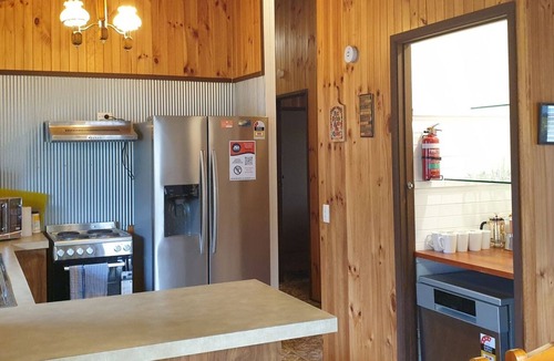 Kalkite Cabin | Edeltraud Pet Friendly 3 bedroom Cabin