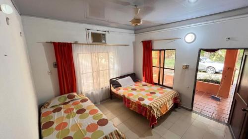 Mata de Platano House | Eden Garden