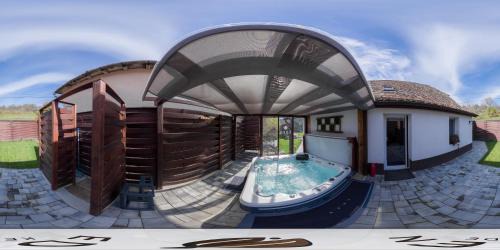 Simonesti House | Eden Kede