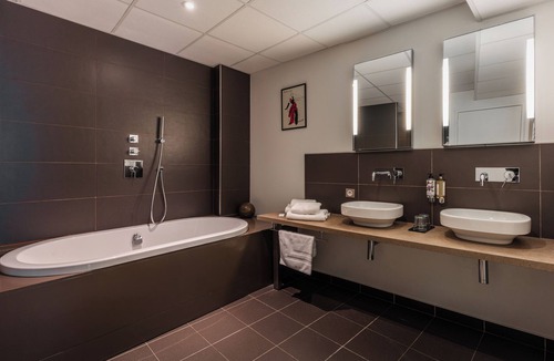 Saint-Brieuc Hotel | Edgar Hotel & Spa- Table Gastronomique
