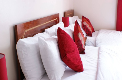 Huddersfield Hotel | Edgerton Hotel