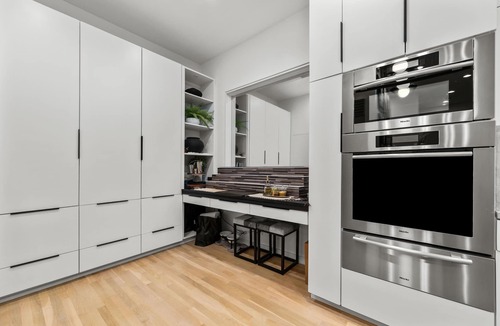 Oak Lawn House | Edgewater Elegance- Gorgeous 2 Bed on Katy Trail!