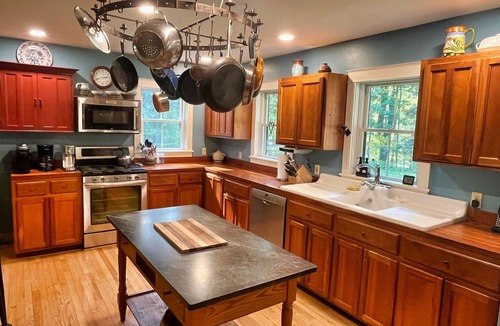 Milford House | Edgewood, Beautiful custom built 5 bdrm home w/fire pit, game room, scenic pond