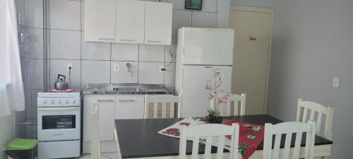 Marcelino Ramos Apartment | Edifício Vitória 1 Apt 203