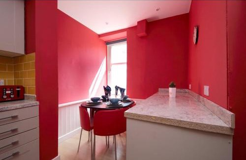 Tollcross Hotel | Edinburgh Central Drumdryan ApartHotel