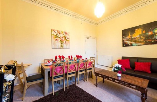 Tollcross Hotel | Edinburgh Central Drumdryan ApartHotel